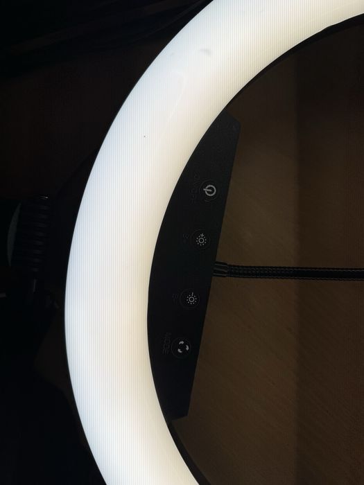 Лампа кільцева 45 см. зі штативом