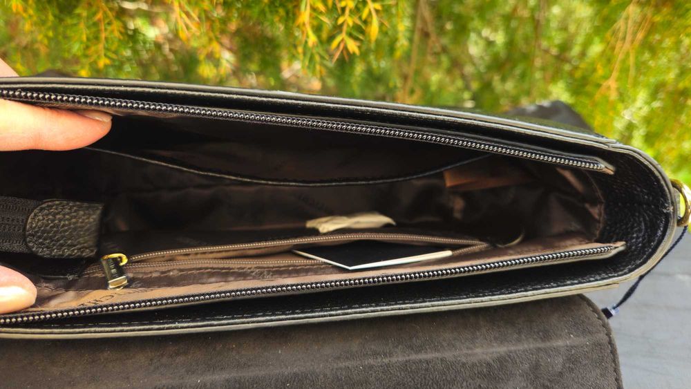 Torebka damska listonoszka Wittchen.