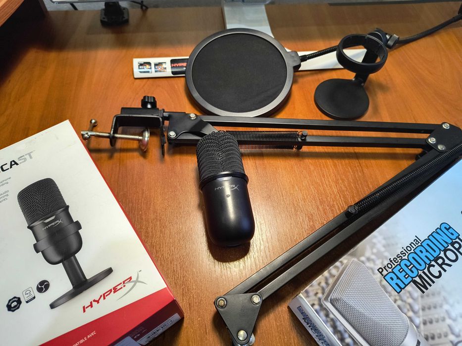 Мікрофон HyperX SoloCast з пантографом і поп-фільтром