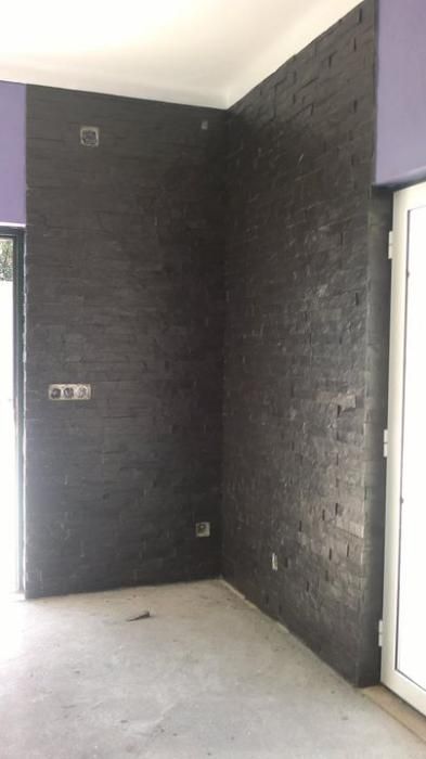 Pedra tiras  rústica pretas e cremes