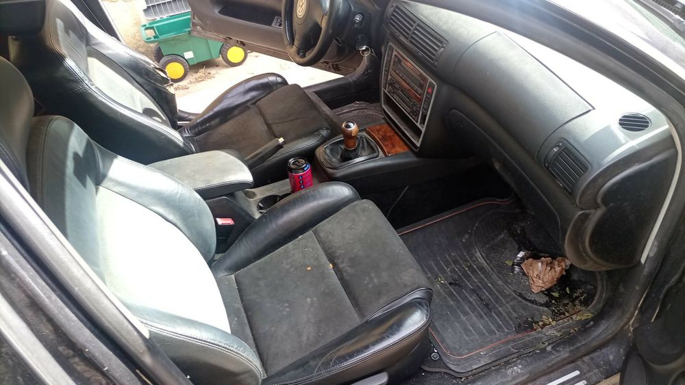 VW Passat PD 130