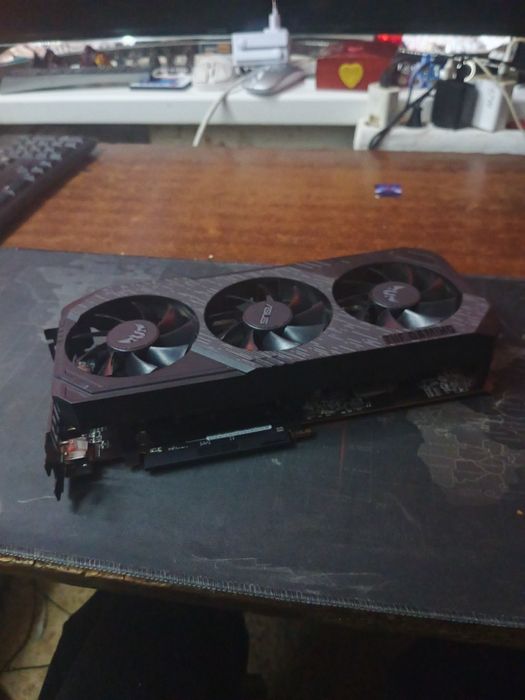 Видеокарта AMD RX 5700 XT
