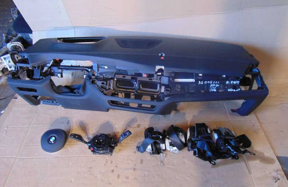 BMW G05 Airbag подушки безопасности консоль