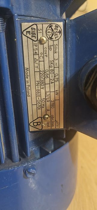 Silnik trójfazowy 0.75kw z kołnierzem