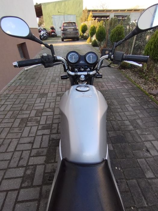 Yamaha YBR 125 Honda 2006r