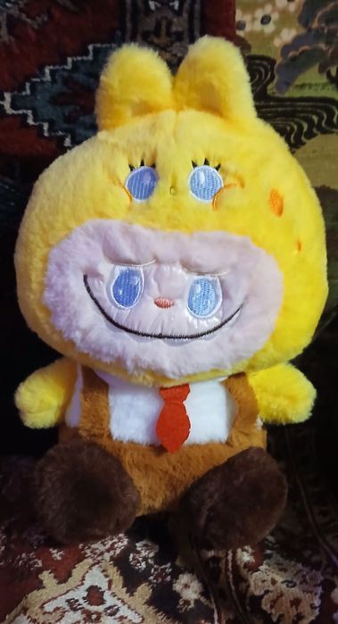 Продам Лабубу 2025