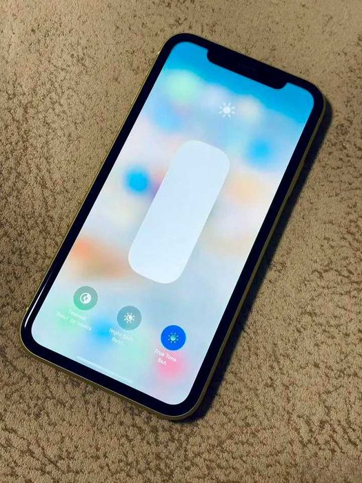 iPhone 11 Yellow 100% батарея