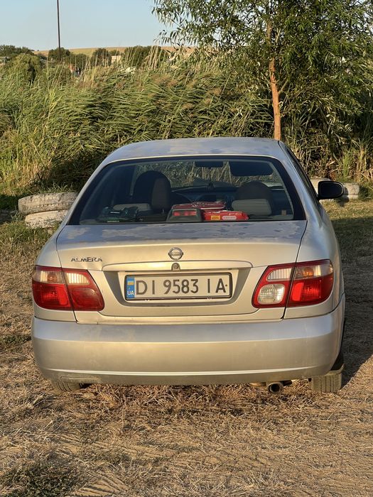 Nissan Almera 2003 1.5г/б