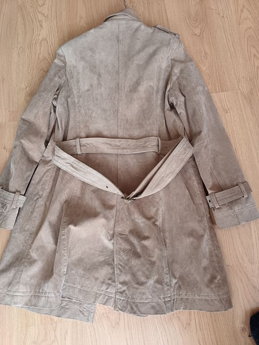 Casaco de senhora em camurça