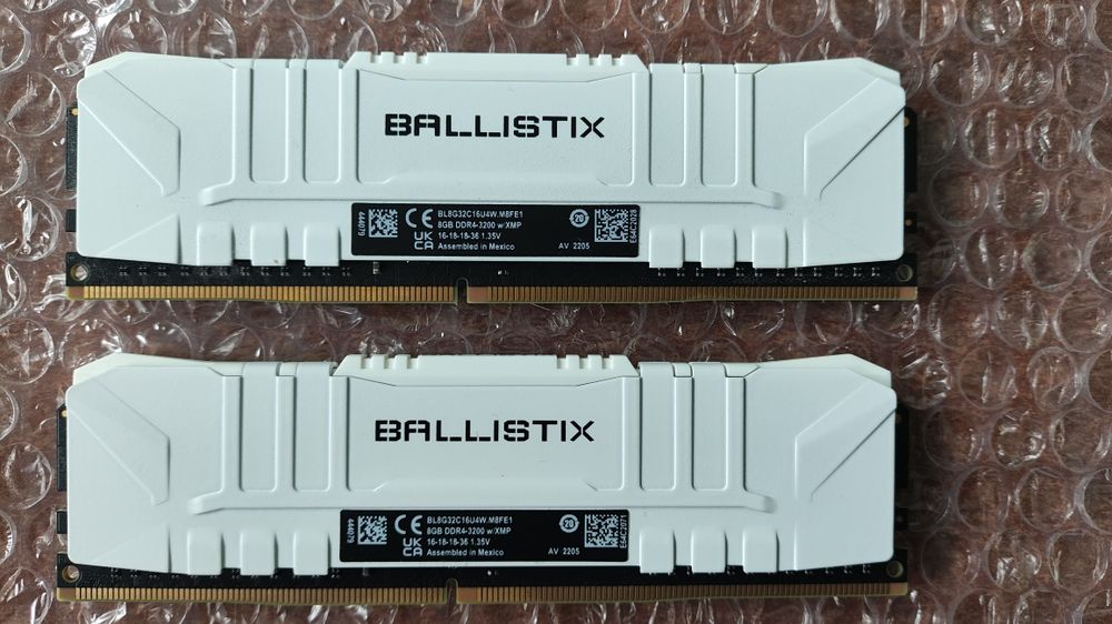 ОЗУ Crucial DDR4 16gb