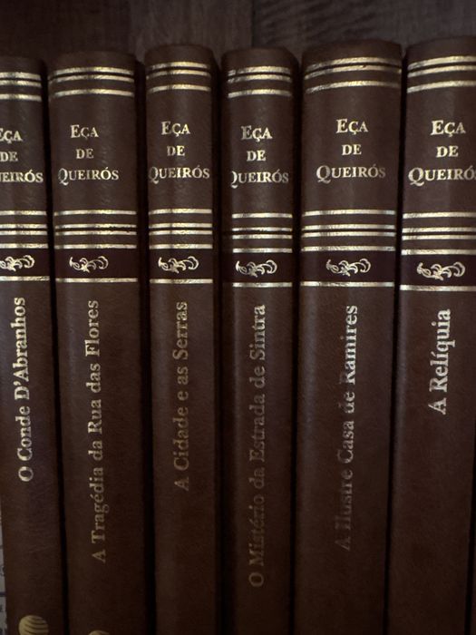 Coleção de 16 obras de Eça de Queirós