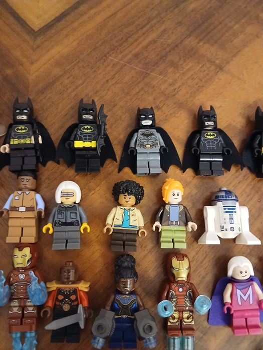 LEGO Minifigures багатой серій, міні фігурки