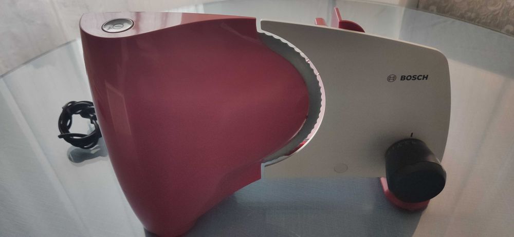Слайсер - ломтерезка Bosch FD9012