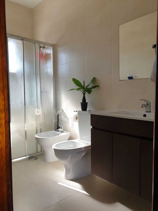 Quarto para Arrendar - Barcelos