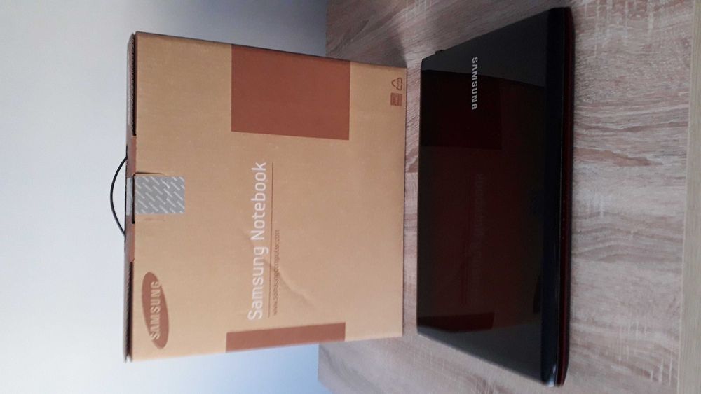 Laptop samsung R580