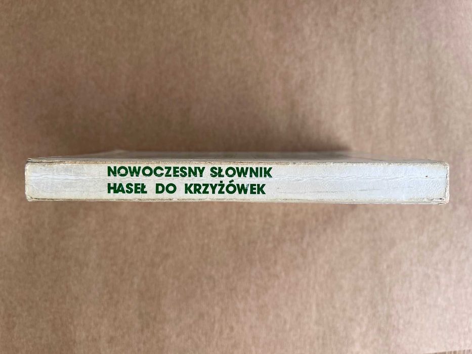 Nowoczesny słownik haseł do krzyżówek Krystyna Sarnowska 1993 r.