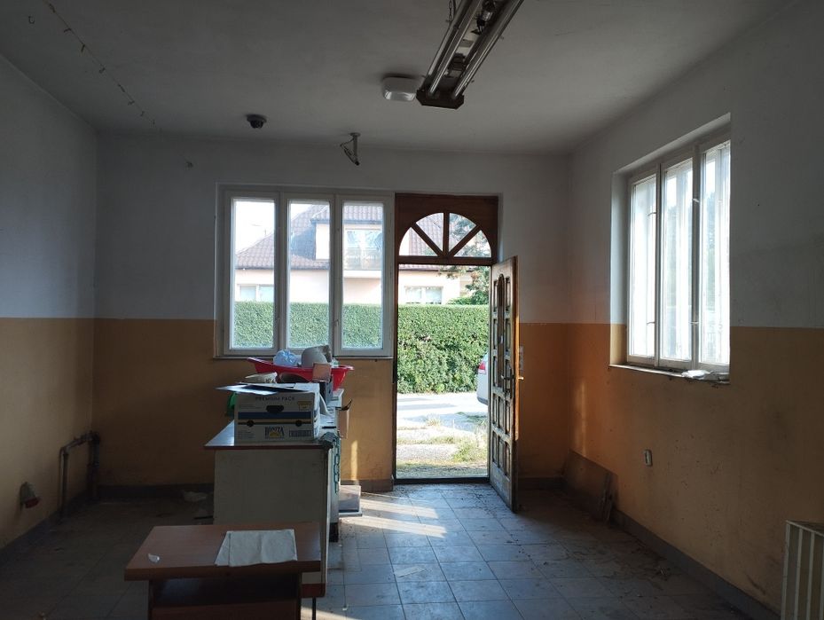 Sprzedam budynek mieszkalno-usługowy