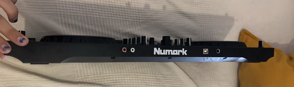 Numark Mixtrack Pro Fx Dj Controller