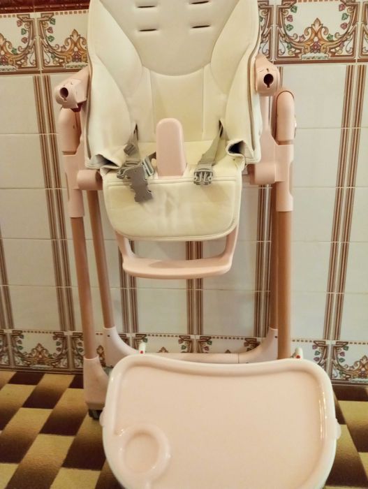 Cadeira de refeição bebé