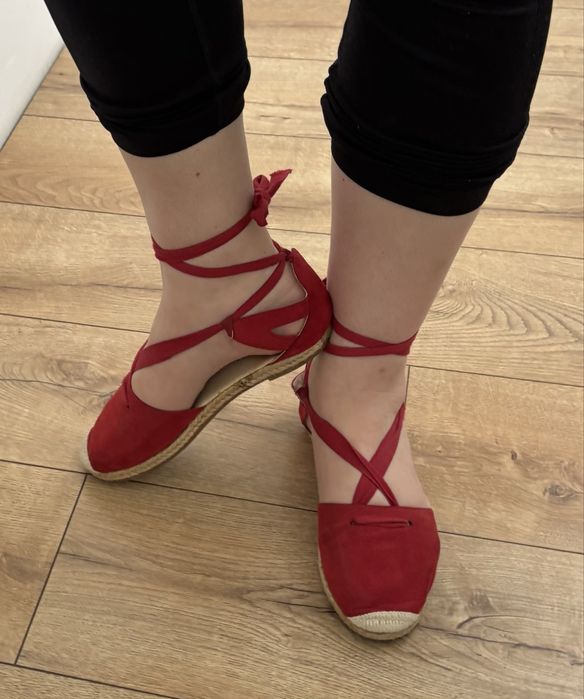 Czerwone espadryle 38