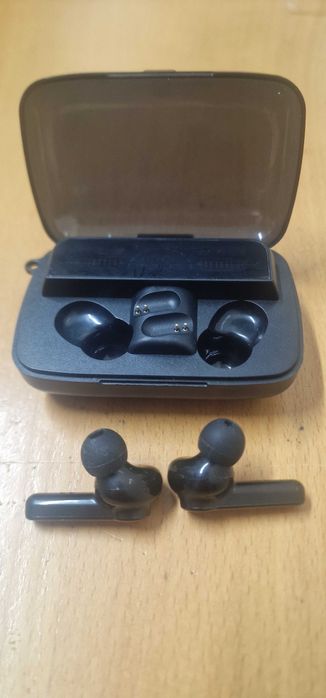 Auriculares sem fios M19 TWS
