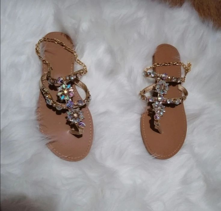 Sandały damskie błyszczące