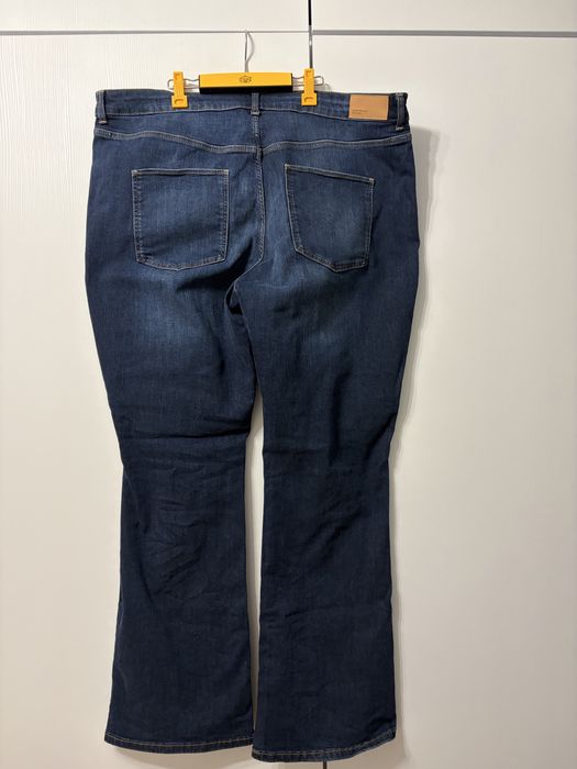 Жіночі джинси Bootcut C&A