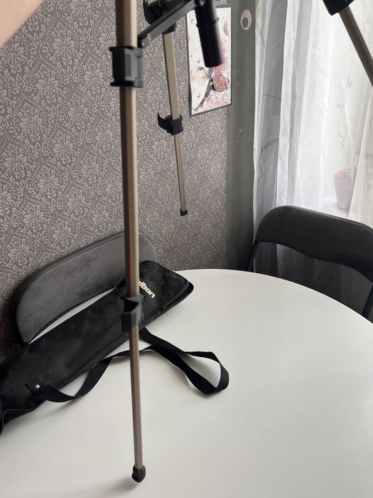 Штатив для фотоаппарата