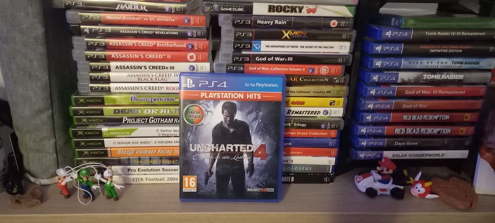 Jogos e comando Playstation 4