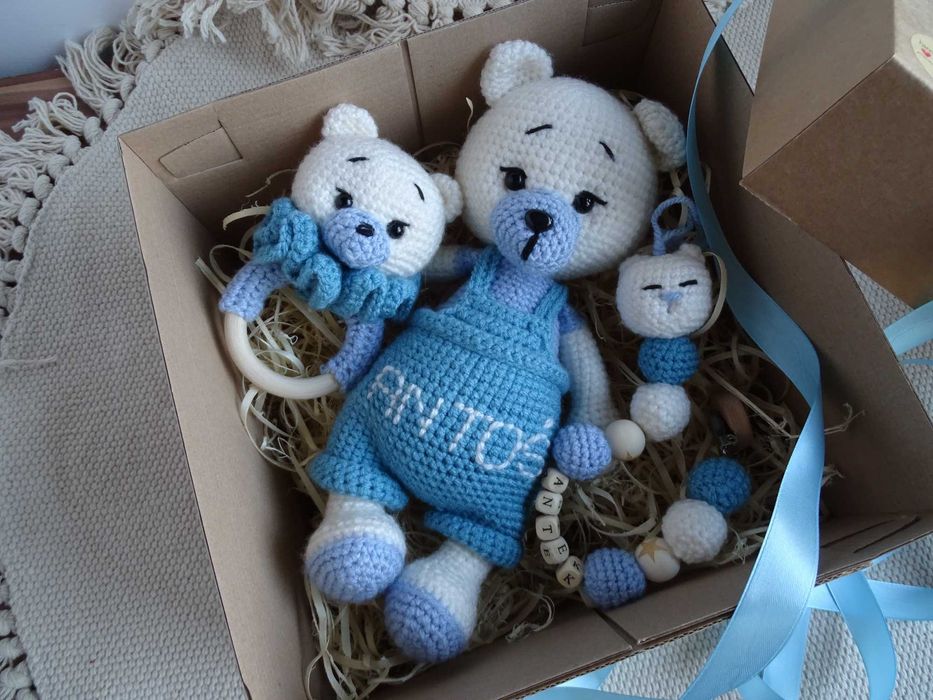 Miś na szydełku + grzechotka + zawieszka do smoczka - HANDMADE