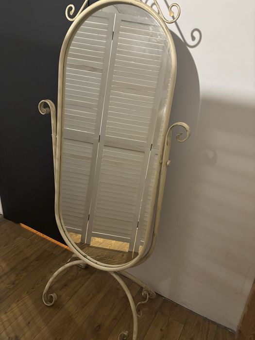Lustro stojace retro  ( odbior Zabierzow k. Krakowa )
