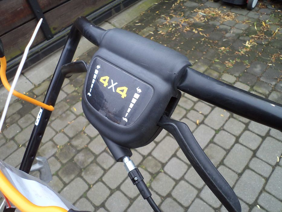 Kosiarka McULLOCH Husqvarna napęd 4x4 DRIVE Briggs&Stratton Mieląca