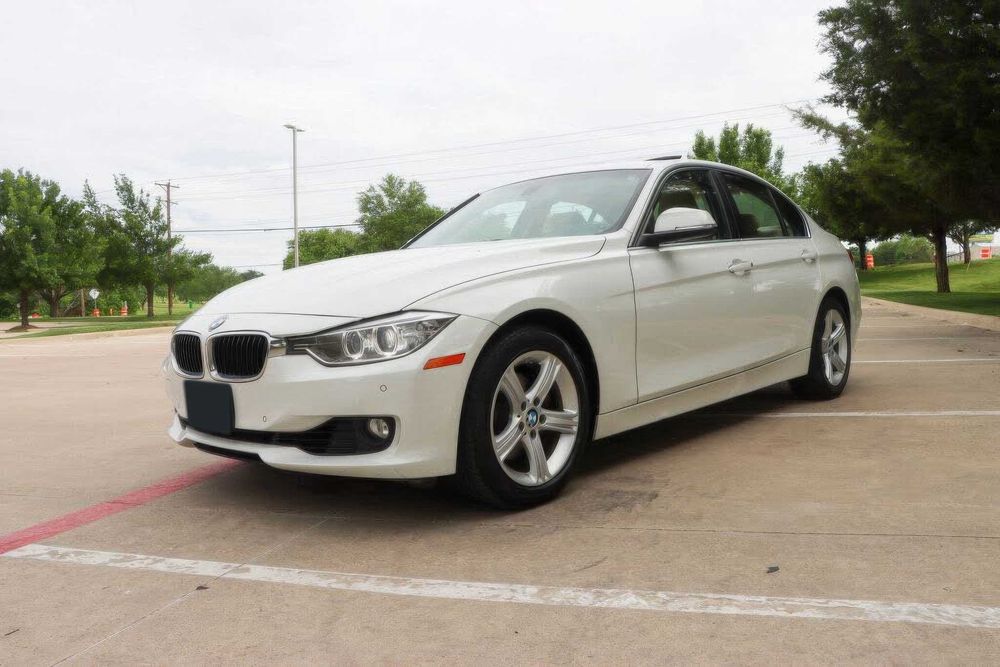 BMW 3 Series 328i      2015
