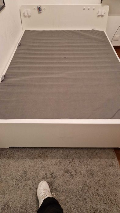 Cama ikea ASKVOLL 140x200