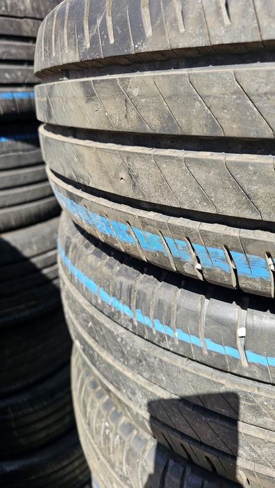 Pneus novos e usados