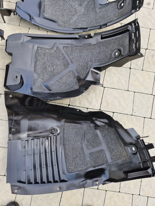 підкрильники  Opel Insignia Astra J універсал 2010-2016 передні задні