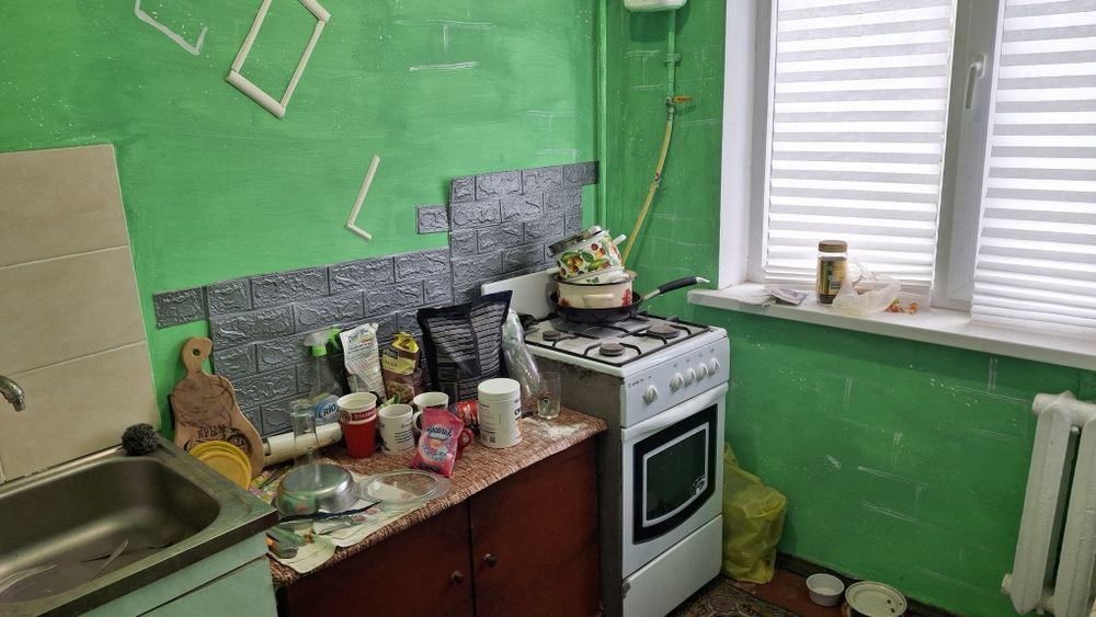 Продаю! 1 к/к  вул. ПІВДЕННА.