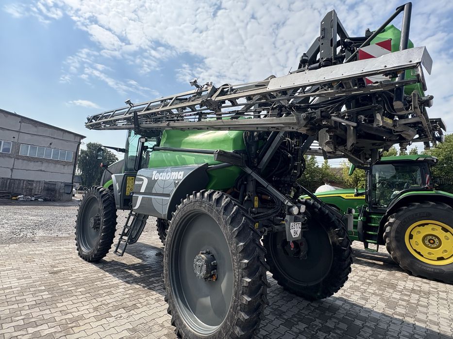 Самохідний обприскувач Tecnoma Laser 4240