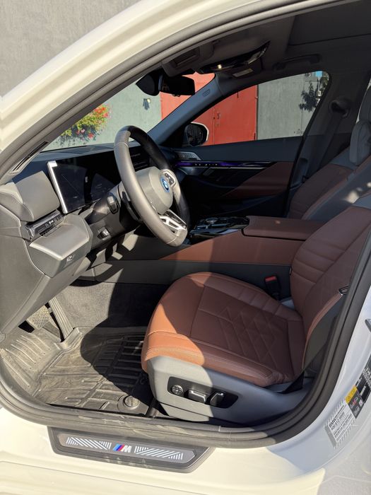 BMW i5 L 35 eDrive 2024