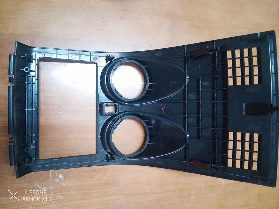 Radio e consola original Nissan Quasqai j10 com GPS
