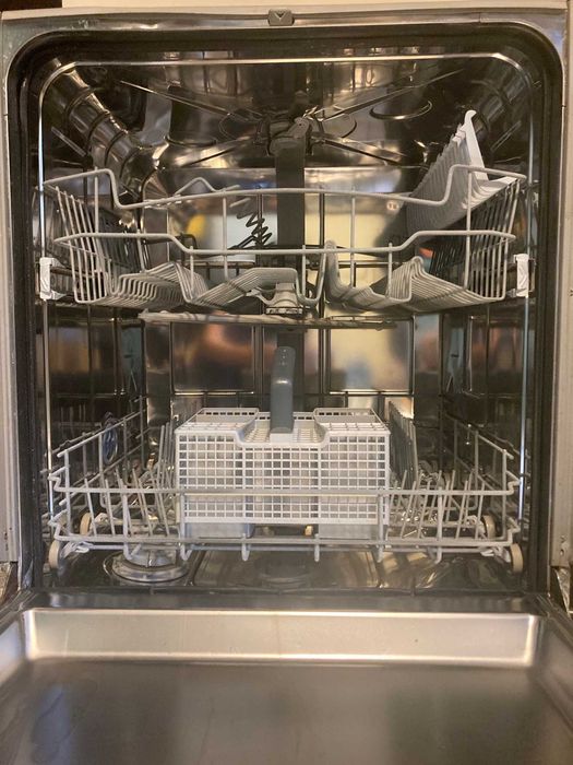 Zmywarka Whirlpool do zabudowy ADG 8282 IX