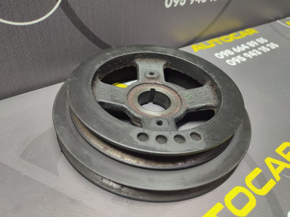 Шків шкив коленвалу 2.2 Nissan X-Trail T30 xtrail хтрейл  ні