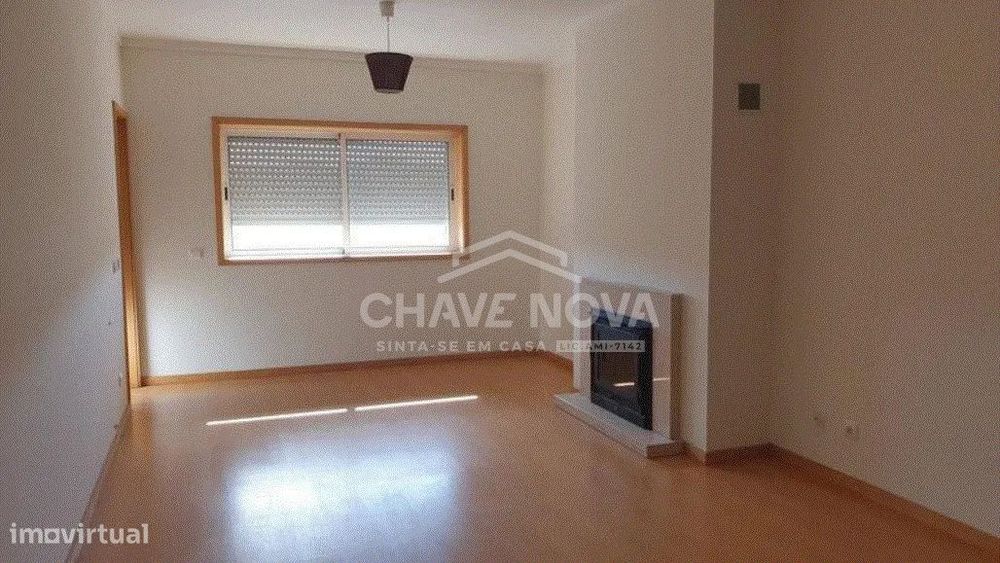 T2 c/ Lugar de Garagem em Ermesinde — Ermesinde, Porto
