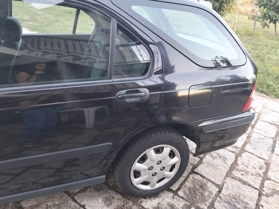 Honda Civic Aerodeck 1.4i S (90 cv) – A/C Funcional | Pneus Novos | IPO 07/2027
