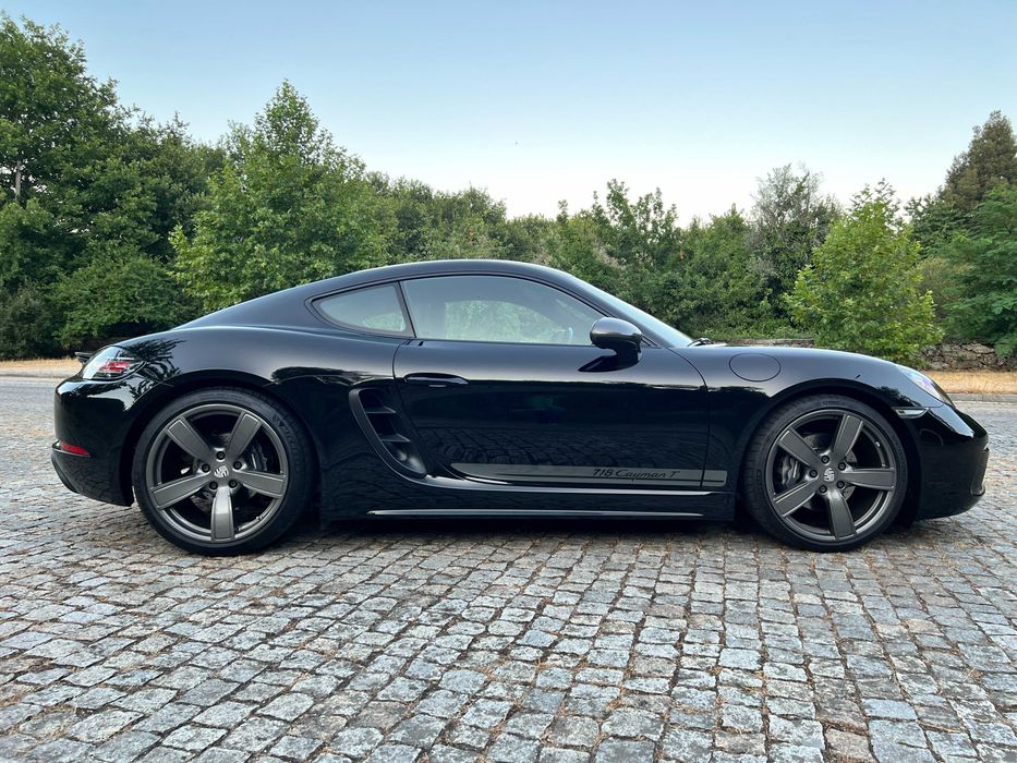 Porsche 718 Cayman T — photo 5