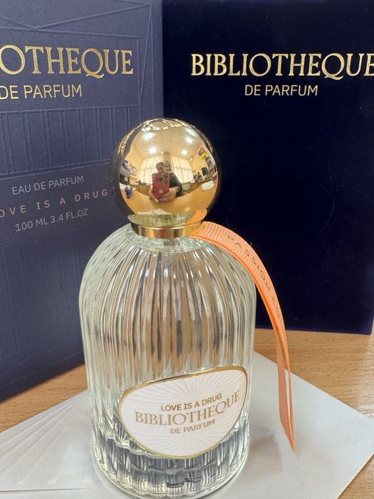 Biblioteque Love is Drug