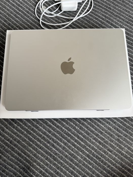 Apple Macbook Air 13’ M4 16, 256gb (2025), bateria 100%