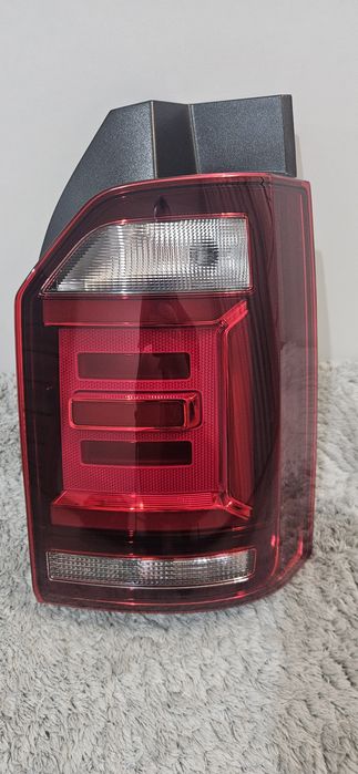 Lampa LED Hella tył prawa VW T6