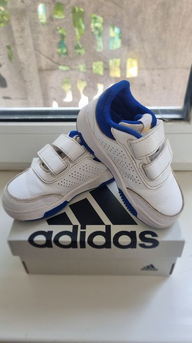 Кросівки Adidas 23 розмір 14,5см устілка