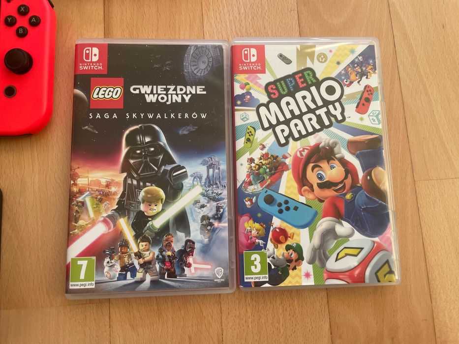 Nintendo Switch OLED + 2 gry + etui